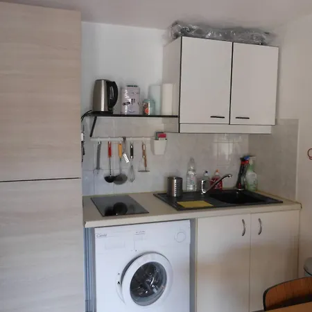 Апартаменты 2 Pces Mez 33m2 Et Terrasse 17m2 Ref 4026 Le Castellas